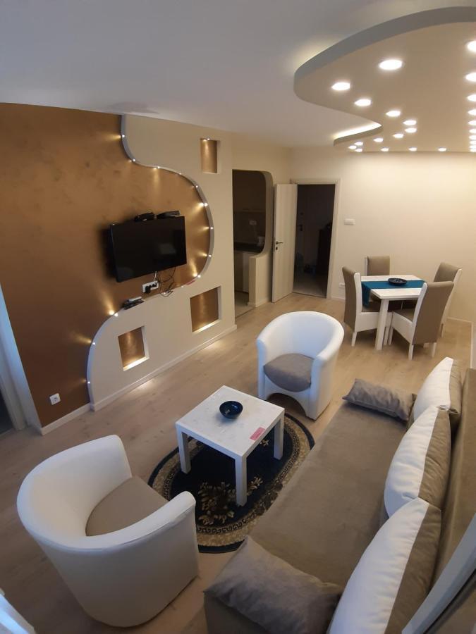 Danube Blue 2 Apartment Белград Екстериор снимка
