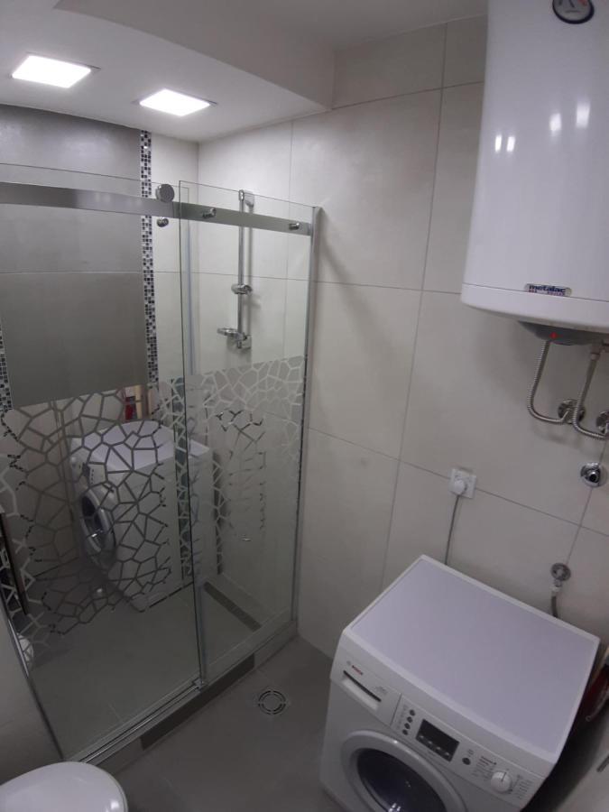 Danube Blue 2 Apartment Белград Екстериор снимка