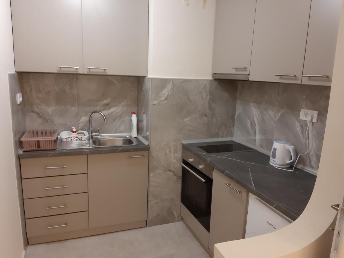 Danube Blue 2 Apartment Белград Екстериор снимка