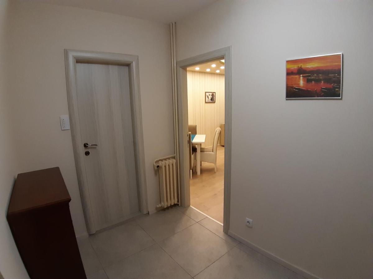 Danube Blue 2 Apartment Белград Екстериор снимка